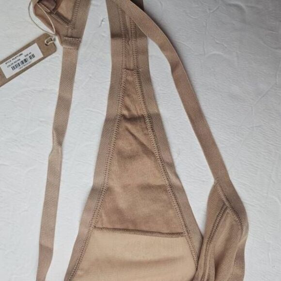 SKIMS PANTY NWT - Picture 6 of 8